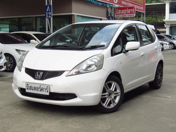 จัดไฟแนนซ์ได้เต็ม ฟรีดาวน์ แถมประกันภัย 2010 HONDA JAZZ 1.5 S